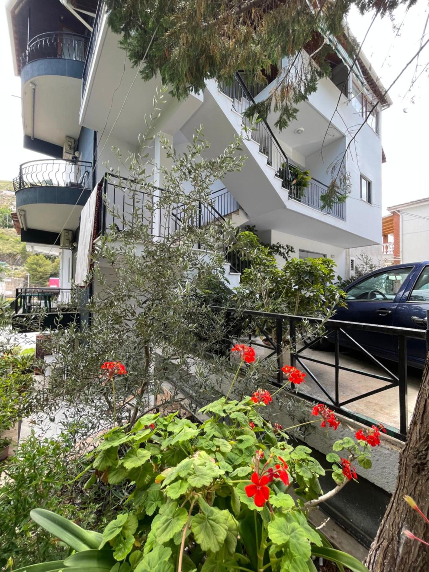 Hotell Sunny Side Sarandë