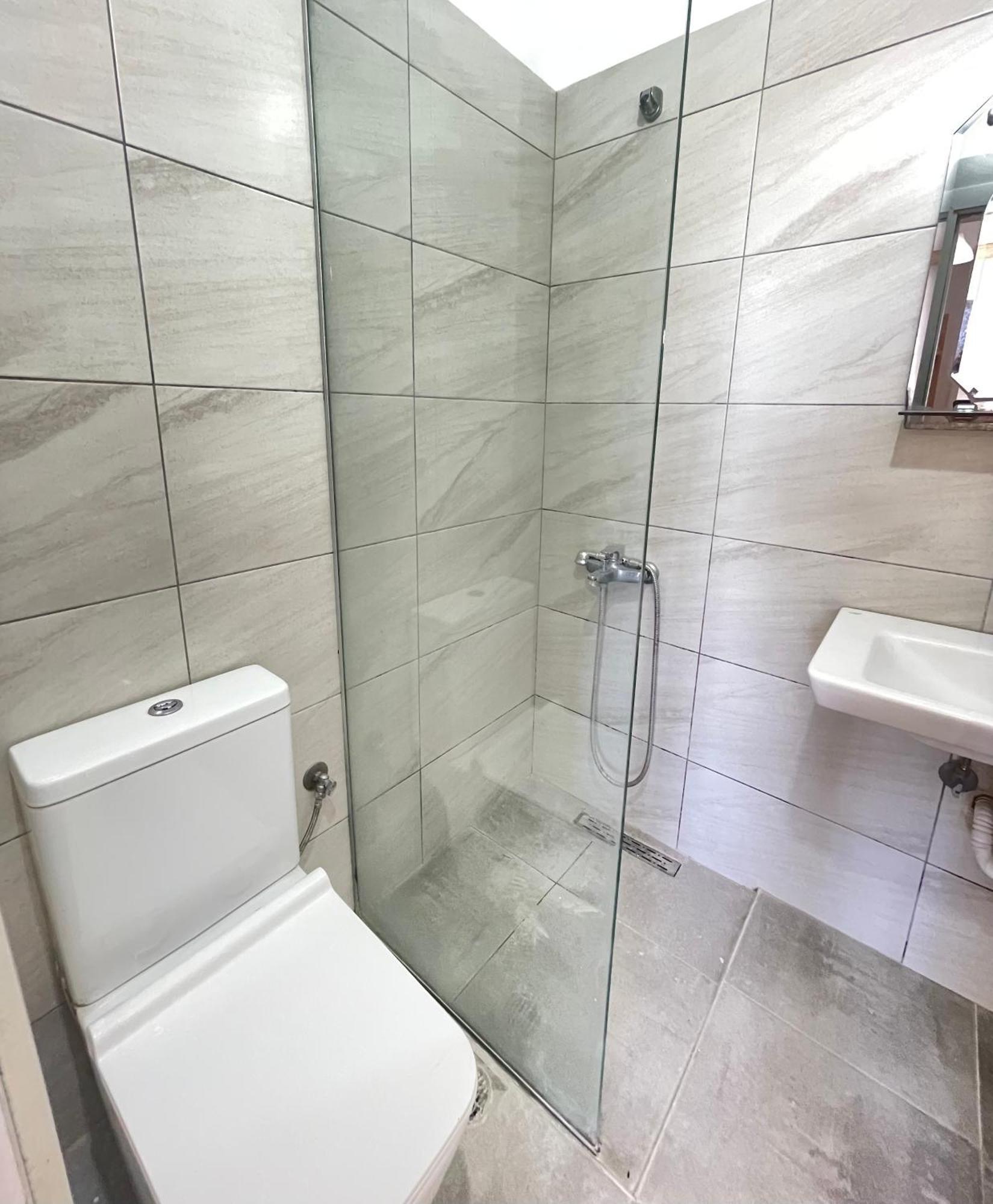 Hotell Sunny Side Sarandë