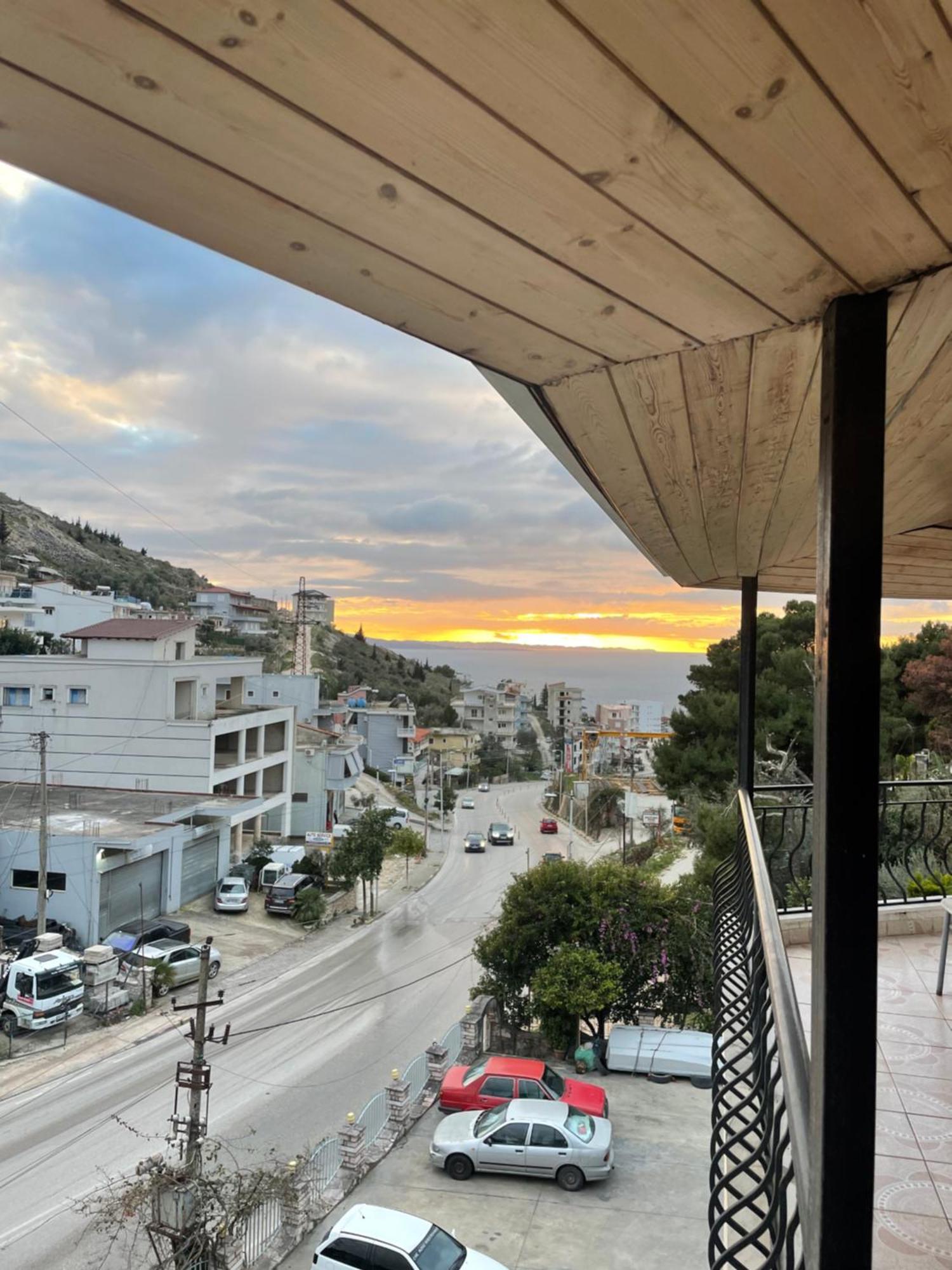 Hotell Sunny Side Sarandë
